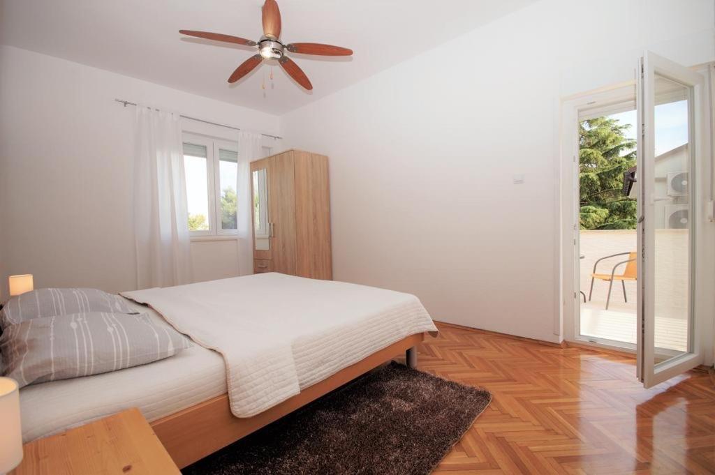 Apartment Deni Пула Экстерьер фото